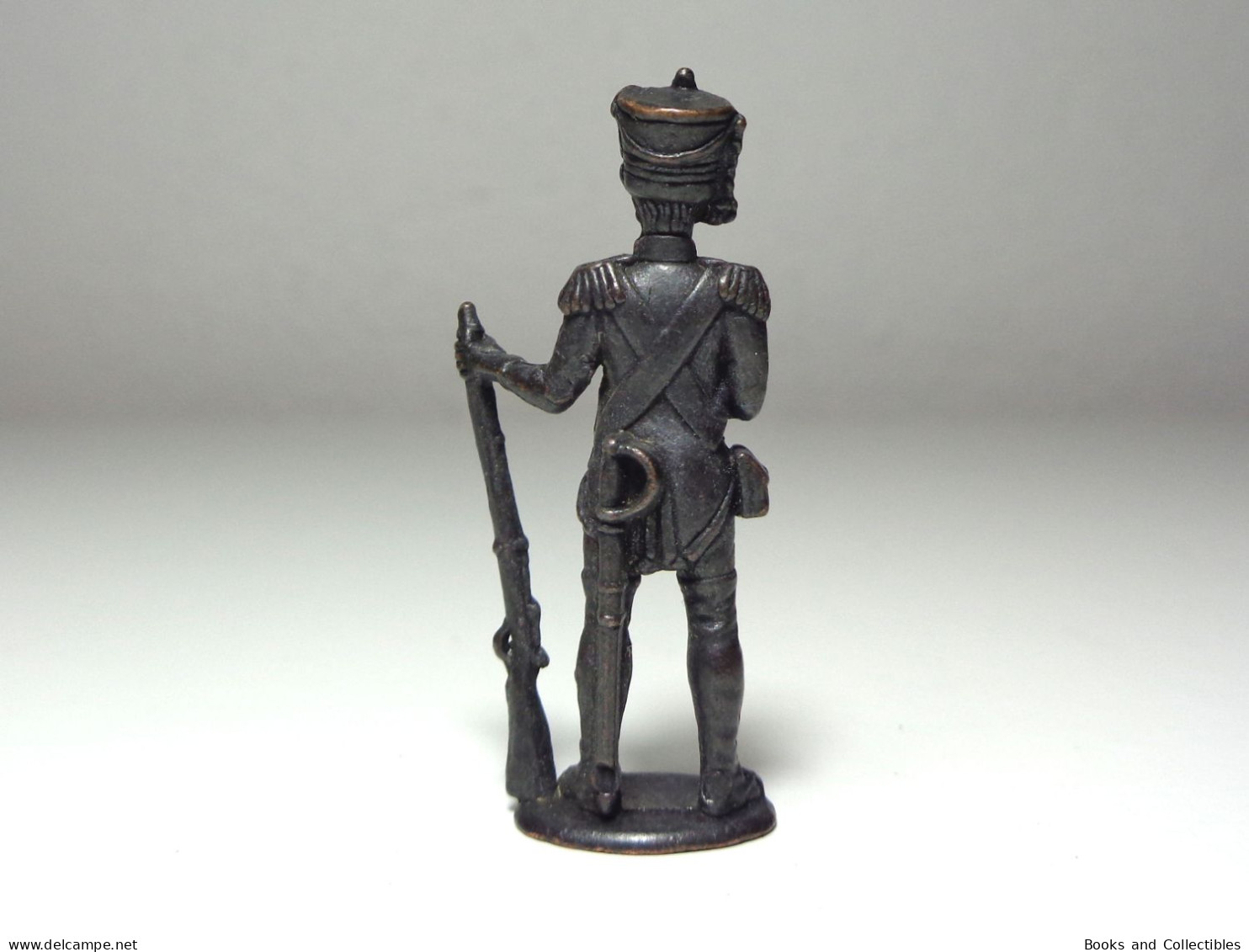 [KNR_0125] KINDER, 1977 - French Soldiers 1808-1813 > GRENADIER (40 Mm, Bronze) - Figurines En Métal