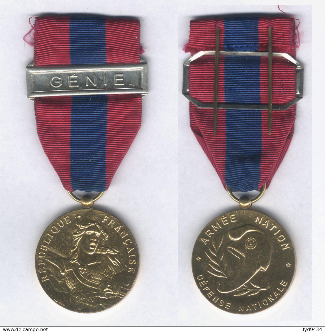 Médaille De La Défense Nationale  Echelon Bronze - Barette Génie - France