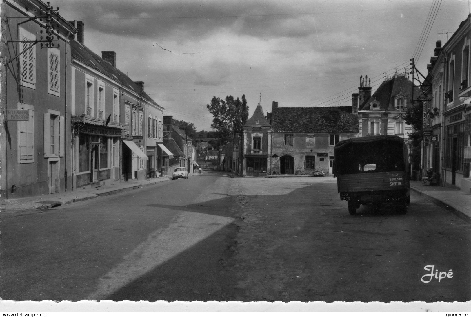 Bouloire Place Du Marché - Bouloire