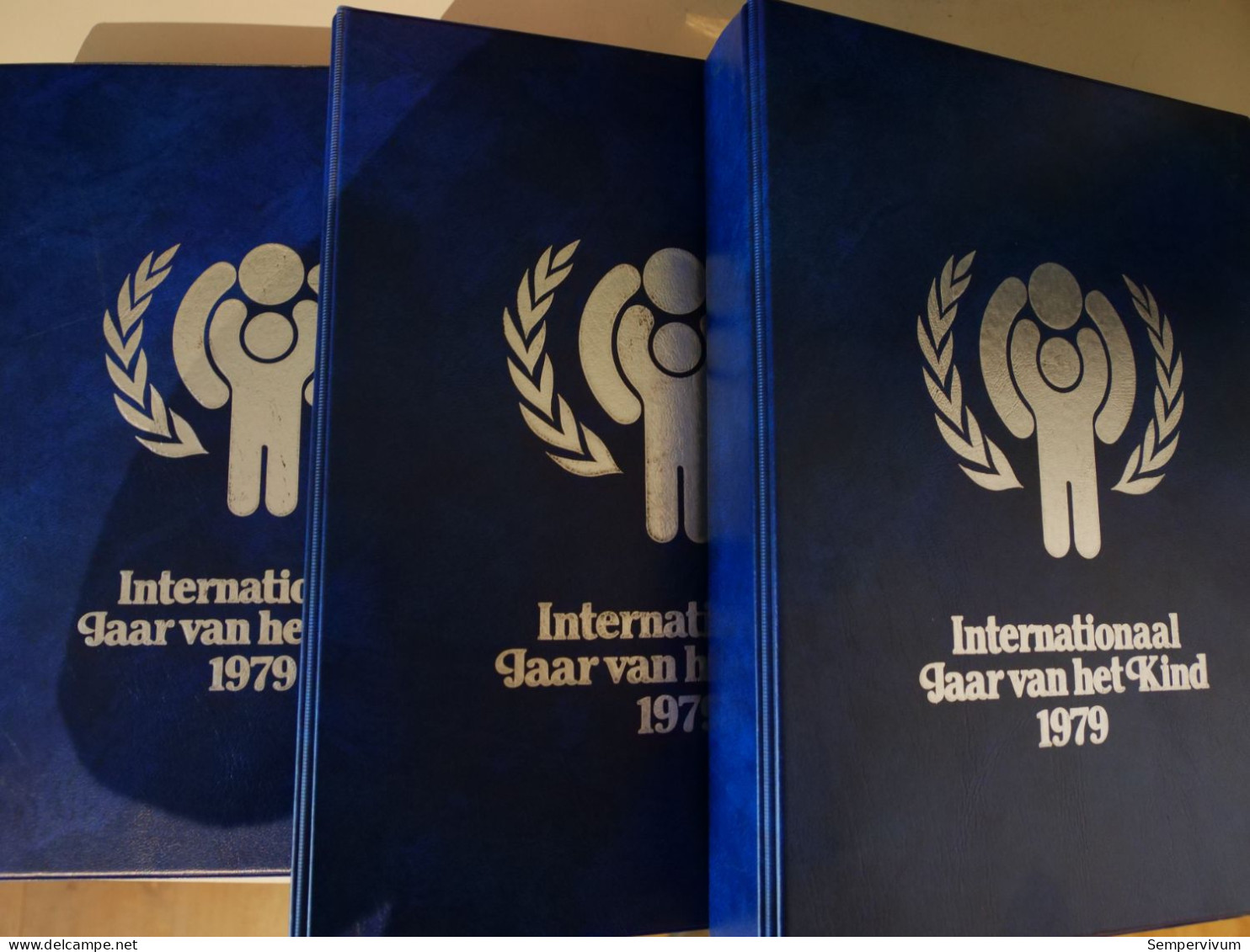 Internationaal Jaar Van Het Kind 1979 , Année Internationale De L'enfant 1979 - Sammlungen (im Alben)