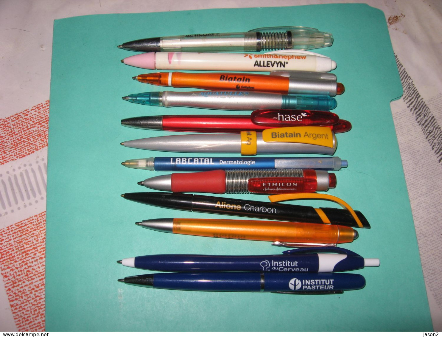 LOT DE 12 STYLO MEDICAL( Labo Recherche) Uses Ne Fonctionnent Pas - Pens