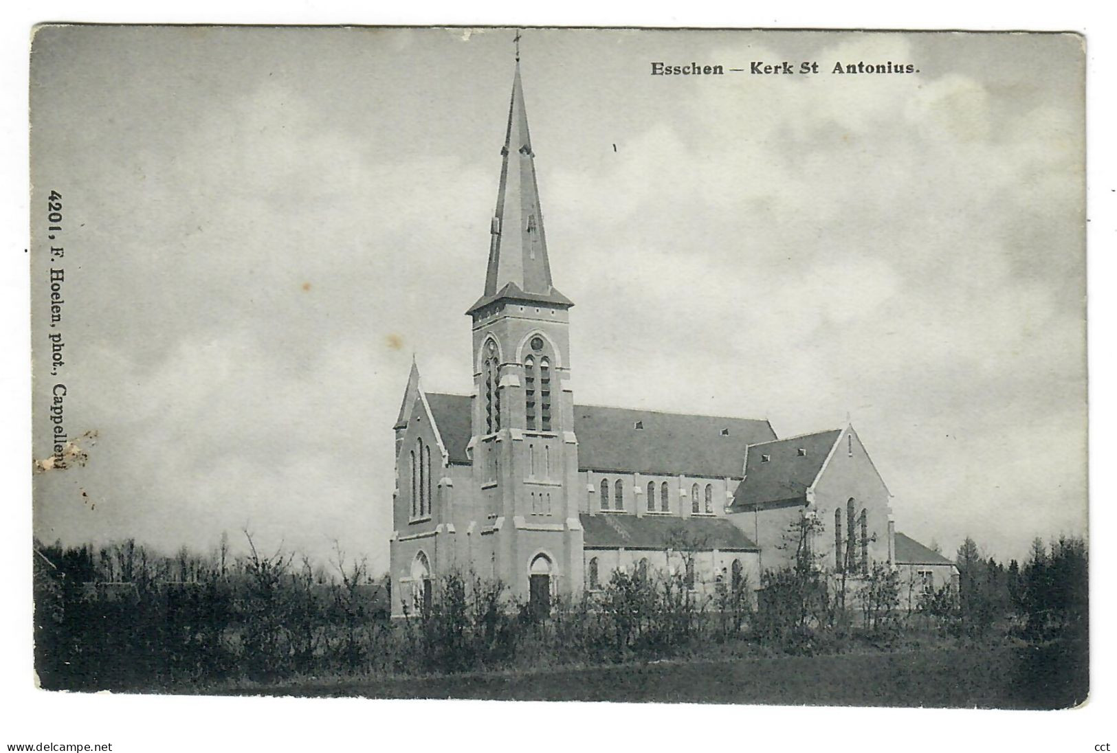 Esschen Essen   Kerk St Antonius    Edit Hoelen N° 4201 - Essen