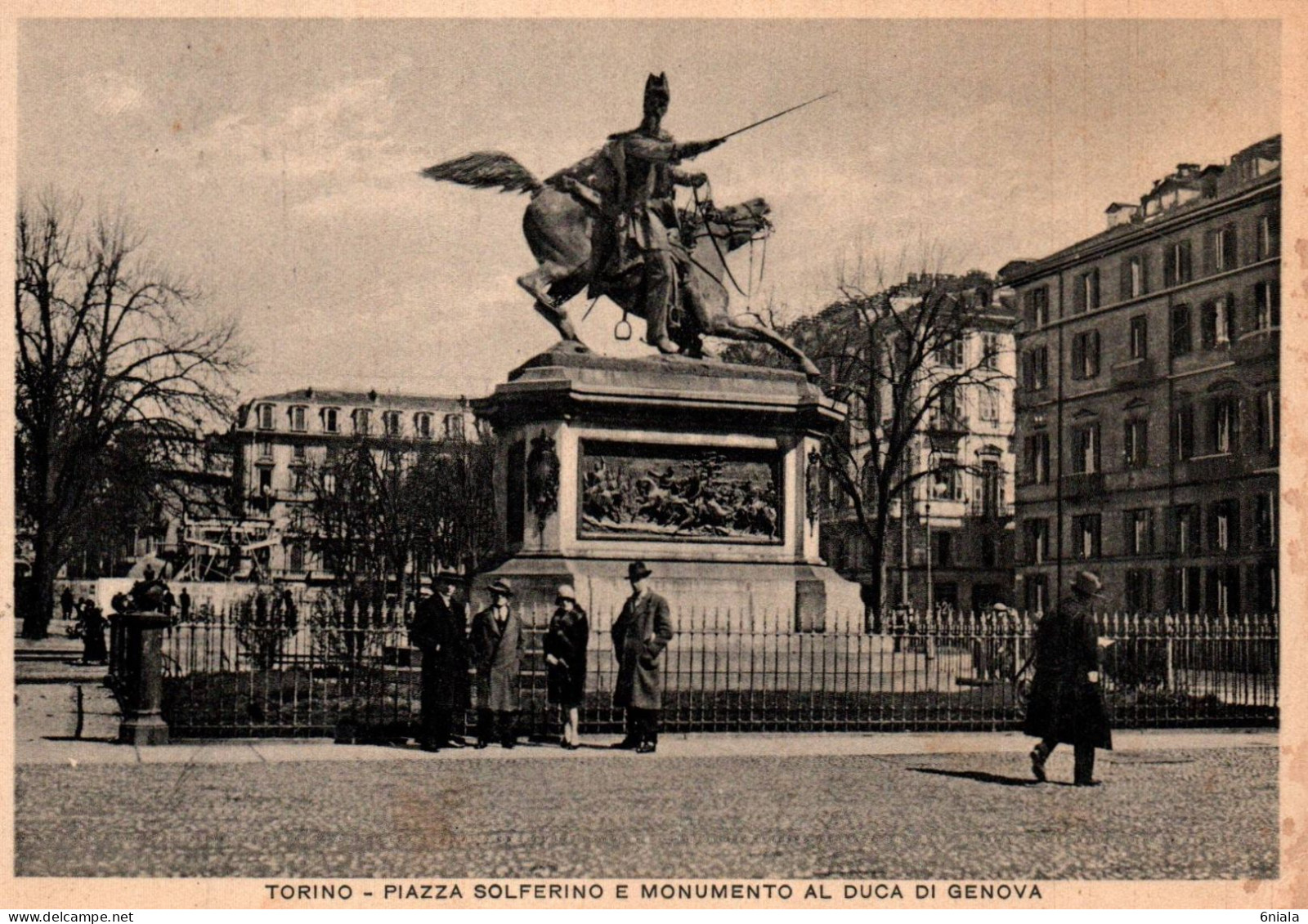 21146 TORINO TURIN  PIAZZA SOLFERINO E MONUMENTO AL DUCA DI GENOVA      ITALIE   ( 2 Scans) - Places