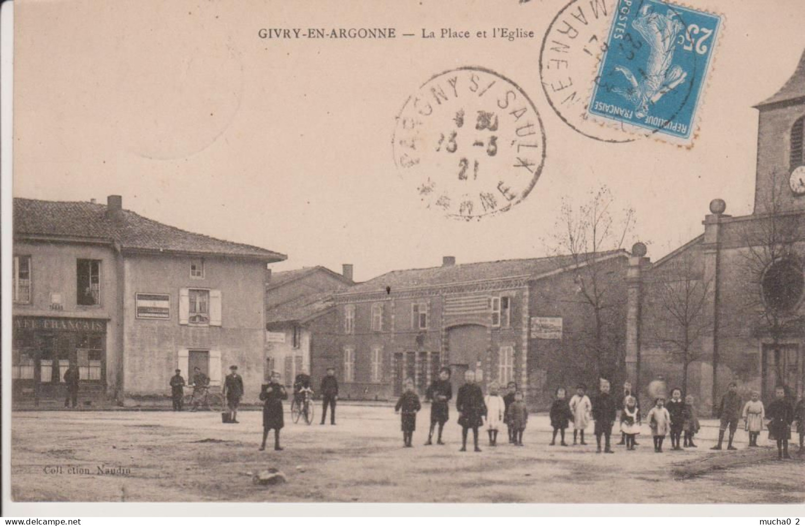 GIVRY EN ARGONNE - LA PLACE ET L'EGLISE - Givry En Argonne