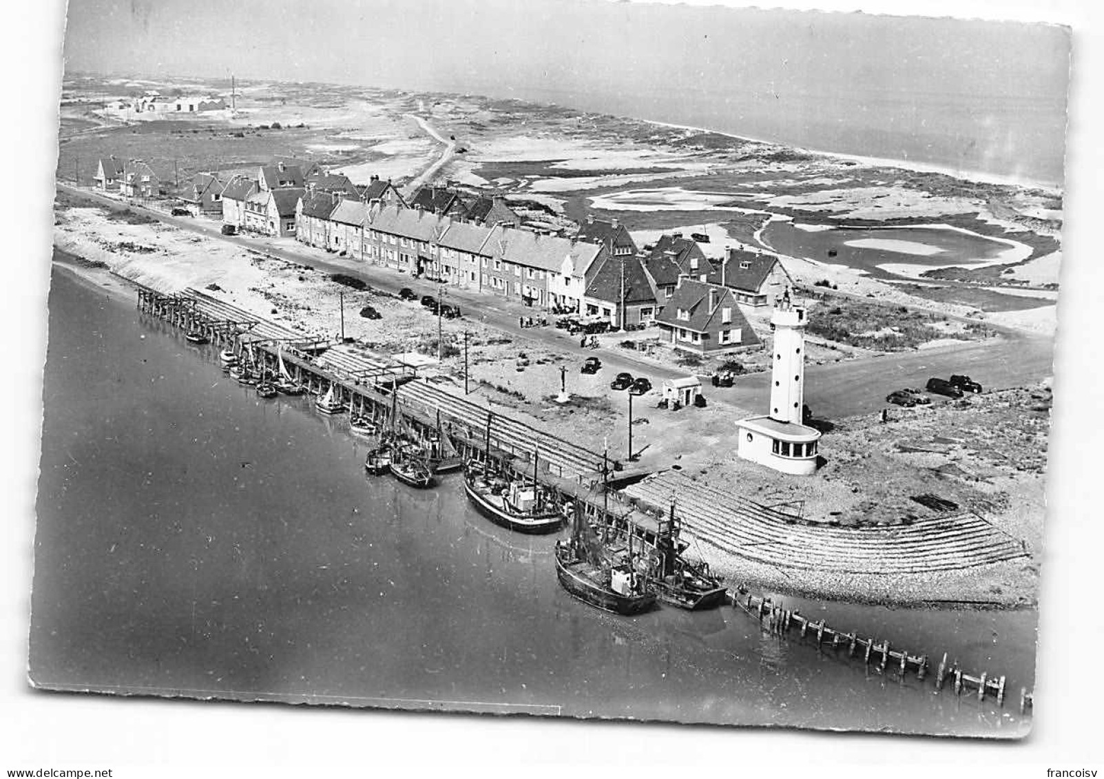 Le Hourdel,  Vue Generale. Bateaux De Pêche Au Port .  Phare     D80 - Le Hourdel