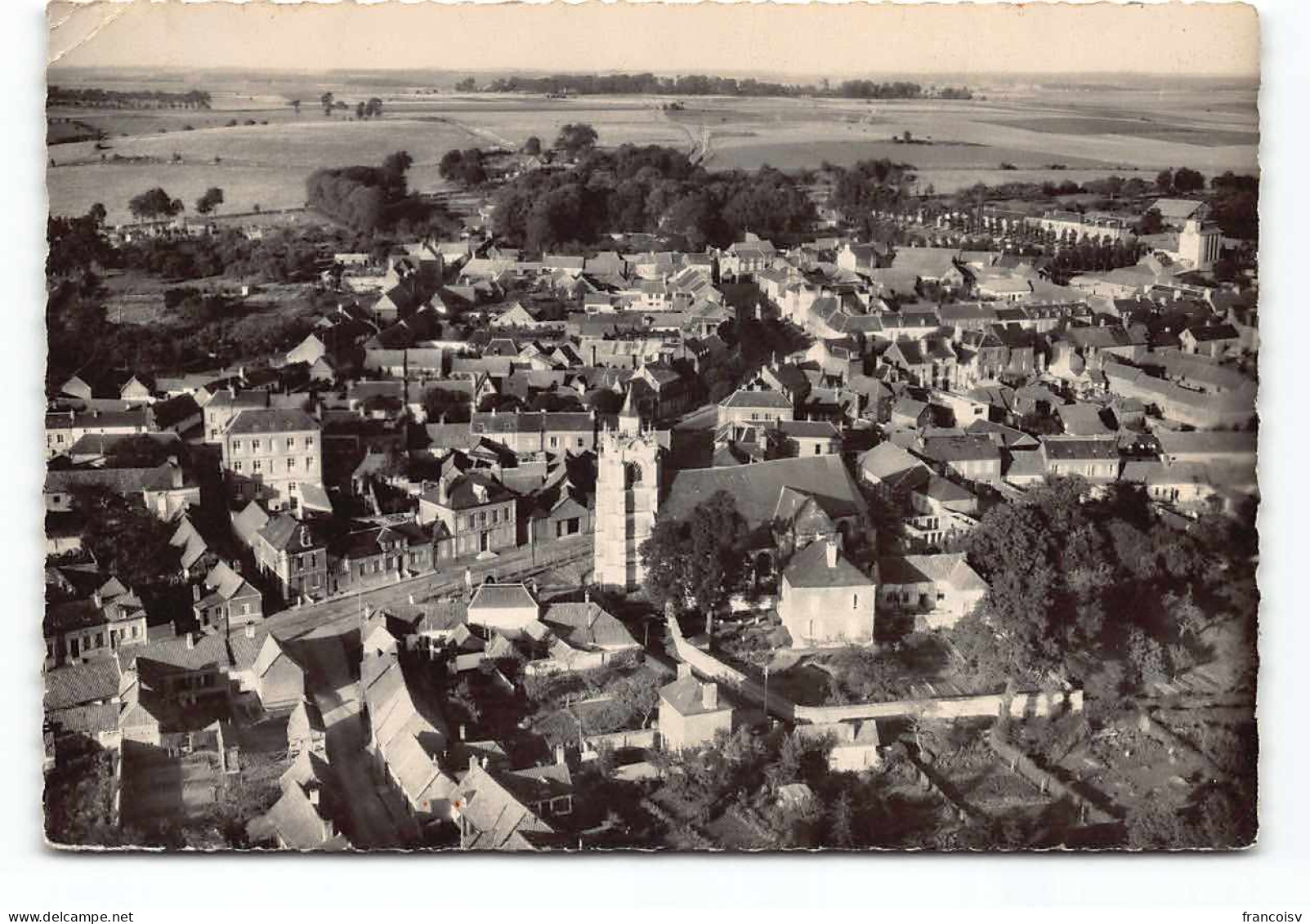 Crecy En Ponthieu.  Vue Aerienne.    CPSM Edit Cim .    D80 - Crecy En Ponthieu