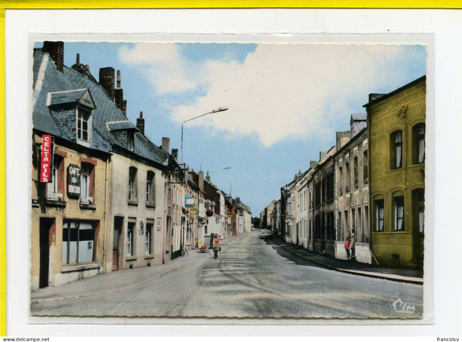 SOLRE-LE-CHATEAU  Rue De Beaumont.  Edit Cim N° EC 171-49 - Solre Le Chateau