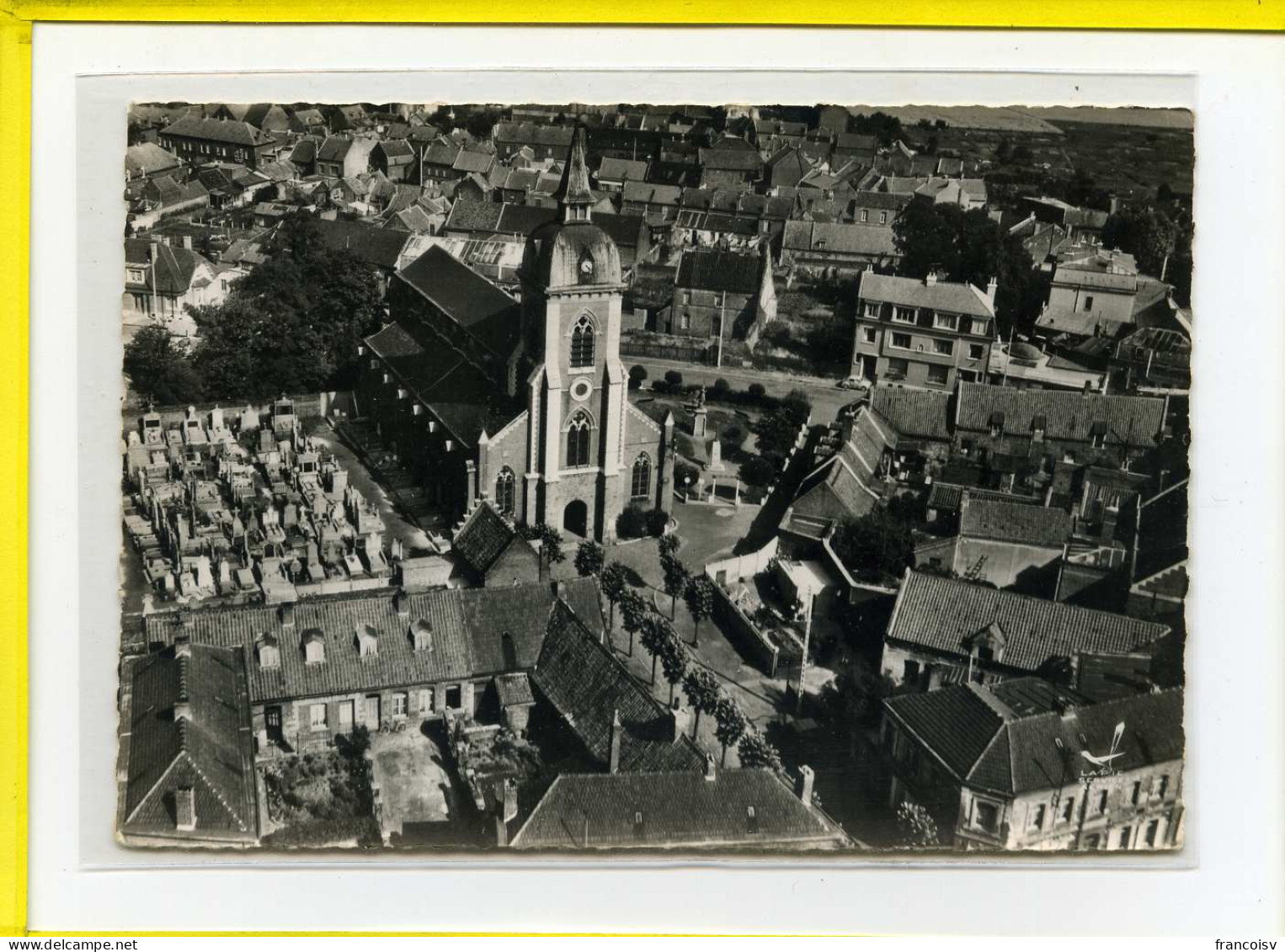 Sin Le Noble. Eglise St Martin   En Avion Au Dessus De.... Edit Lapie N° 7 - Sin Le Noble