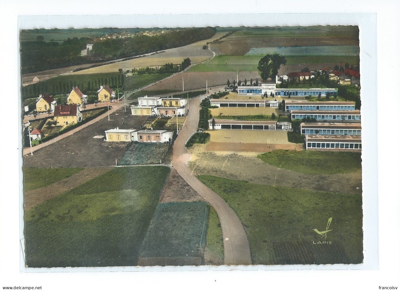 Houdain. Le Groupe Scolaire Langevin . En Avion Au Dessus De ... Edit Lapie N° 20 - Houdain