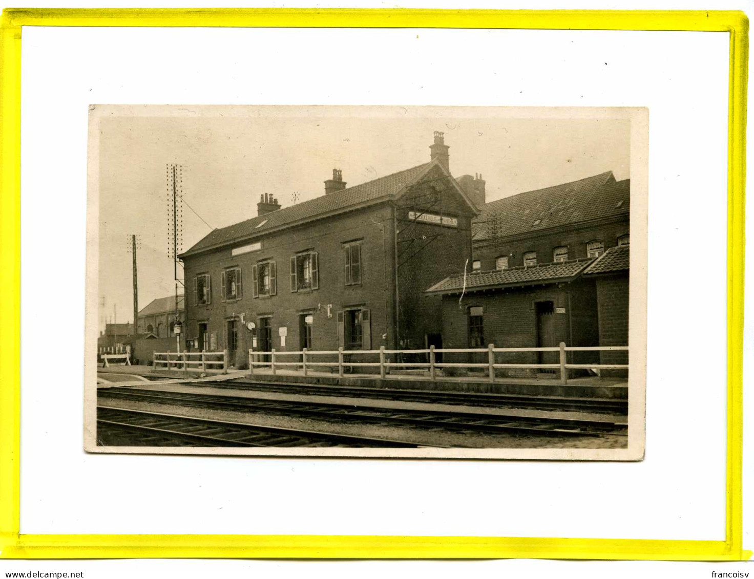 Coudekerque-Branche.  La Gare Et Les Quais - Coudekerque Branche