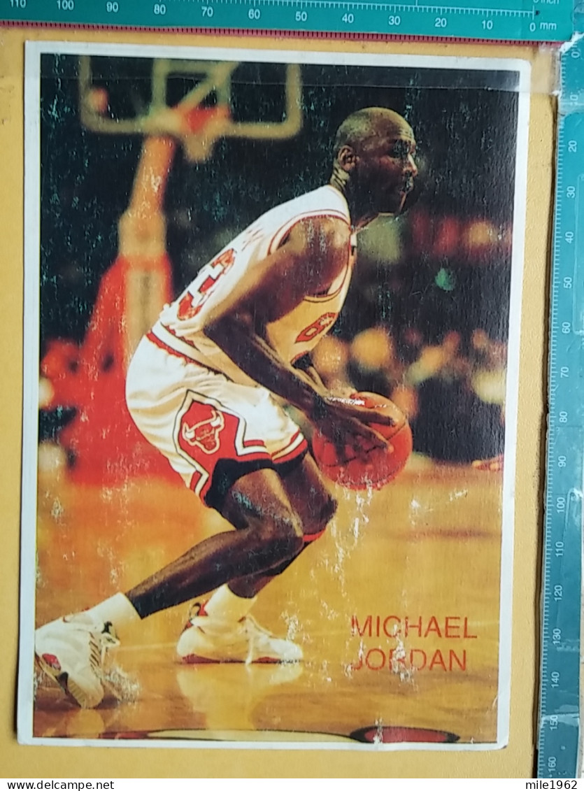 Kov 17-37 - Famous People, Des Personnes Célèbres, MICHAEL JORDAN, CHICAGO BULLS, BASKETBALL - Sportsmen