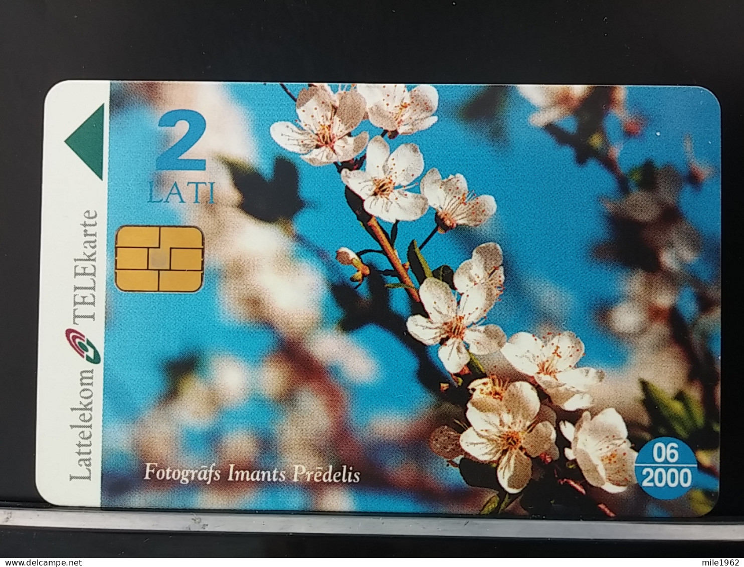 T-268 - LATVIA TELECARD, PHONECARD, FLOWER, FLEUR,  - Letland