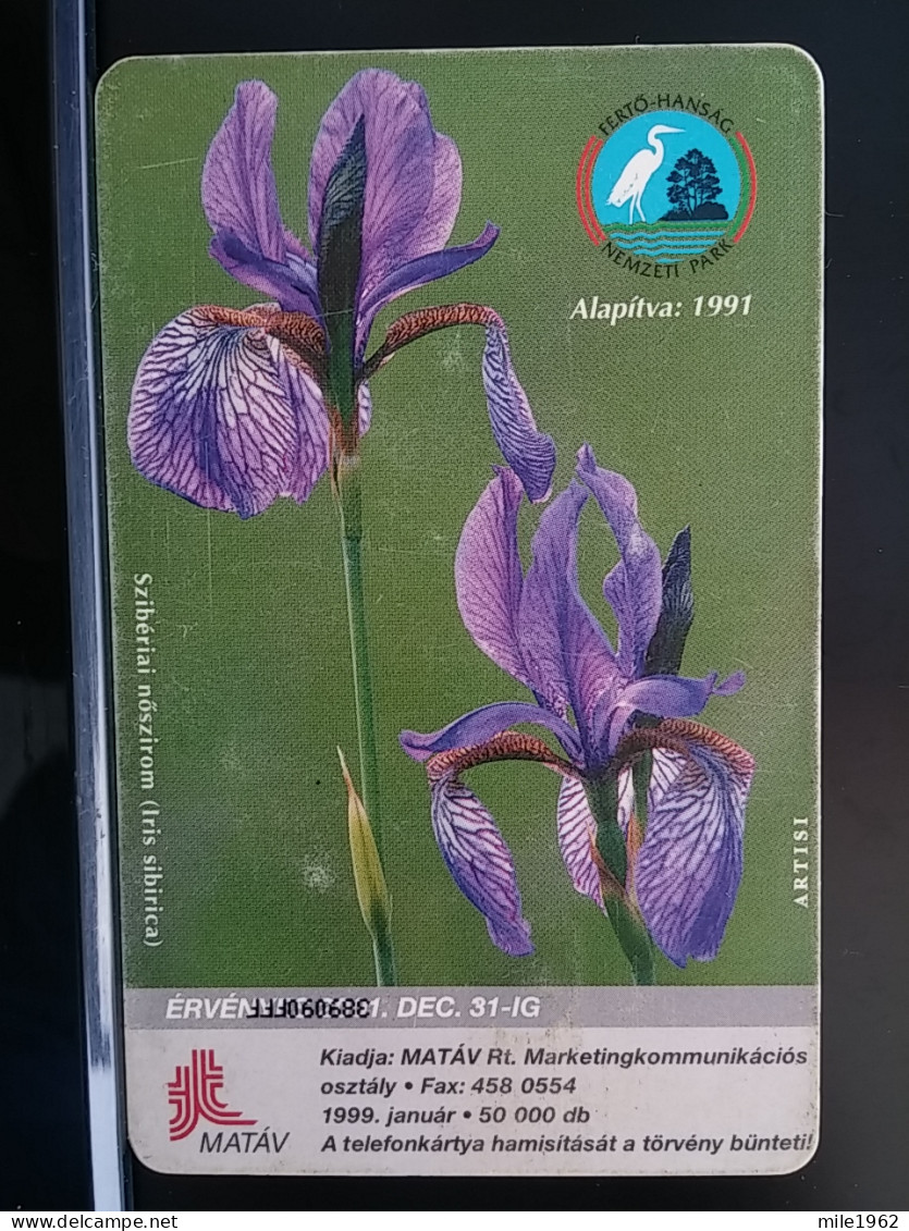 T-272 - HUNGARY, TELECARD, PHONECARD, FLOWER, FLEUR, BIRD, OISEAU - Hongrie