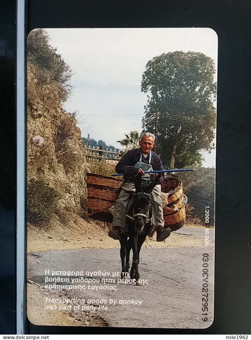 T-305 - CYPRUS TELECARD, PHONECARD, HORSE, CHEVAL - Chypre