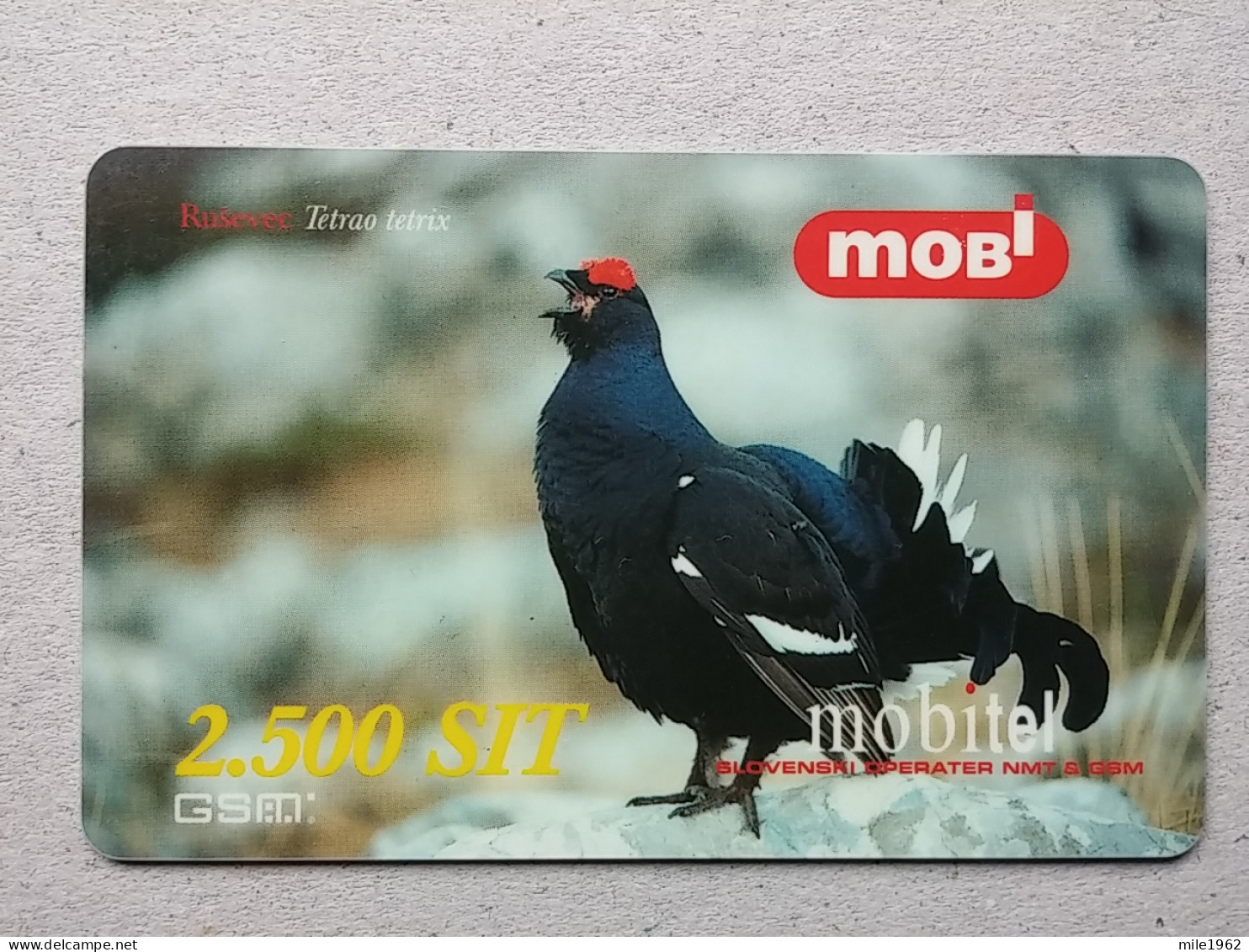 T-330 - SLOVENIA, TELECARD, PHONECARD, BIRD, OISEAU - Slovenia