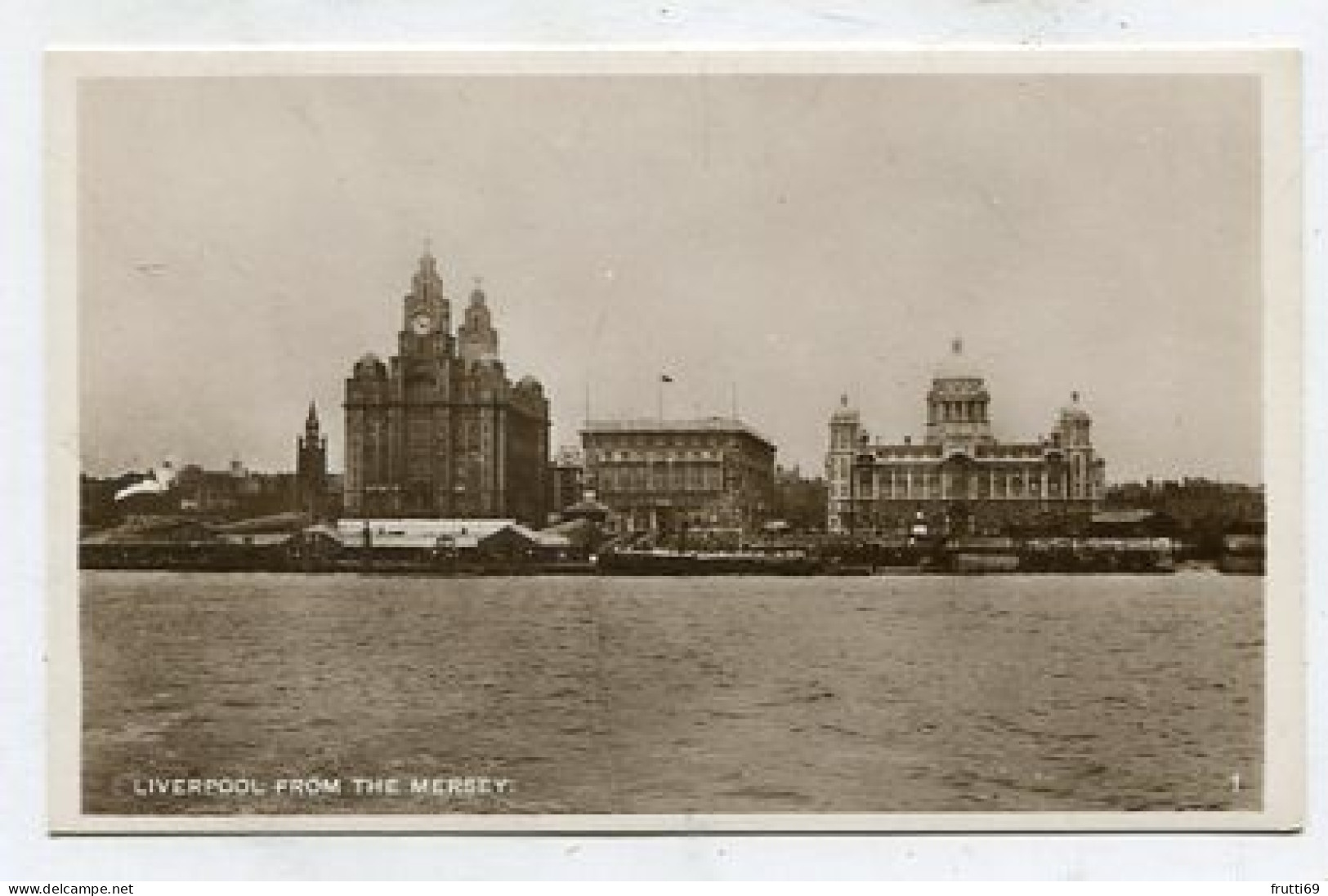 AK 190755 ENGLAND - Liverpool From The Mersey - Liverpool