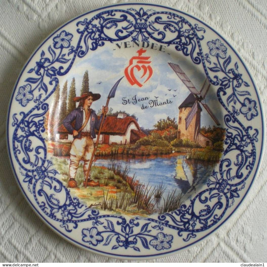 Assiette En Céramique_Vendée - Saint-Jean De Monts_Diamètre 24,5 Cm - Altri & Non Classificati