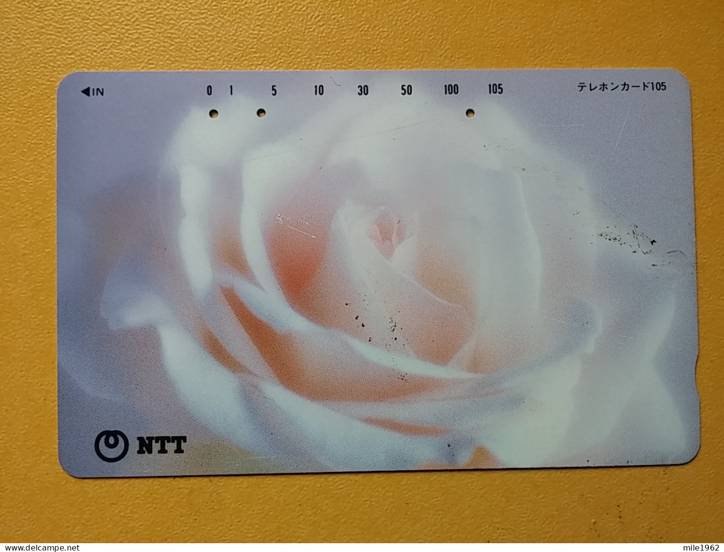 T-385 - JAPAN, Japon, Nipon, TELECARD, PHONECARD, Flower, Fleur, NTT 111-071 - Fleurs
