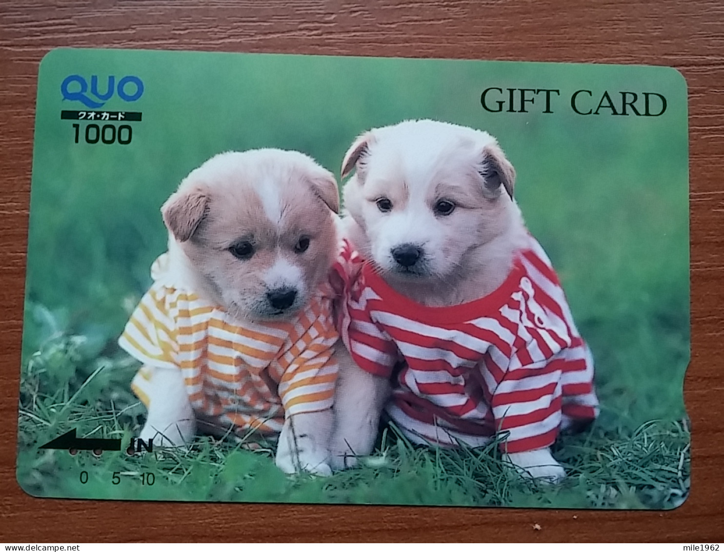 T-399 - JAPAN, Japon, Nipon, Carte Prepayee, Prepaid Card, Dog, Chien, Gift Card, Carte Cadeau - Honden