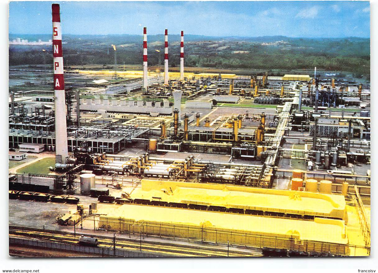  LACQ  D64 - Vue Aérienne De L'usine De La Société Nationale Des Pétroles D'Aquitaine. SNPA - Lacq