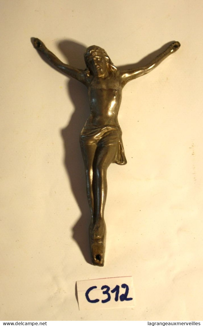 C312 Ancien Jésus En Métal - Objet De Dévotion - Religieuze Kunst