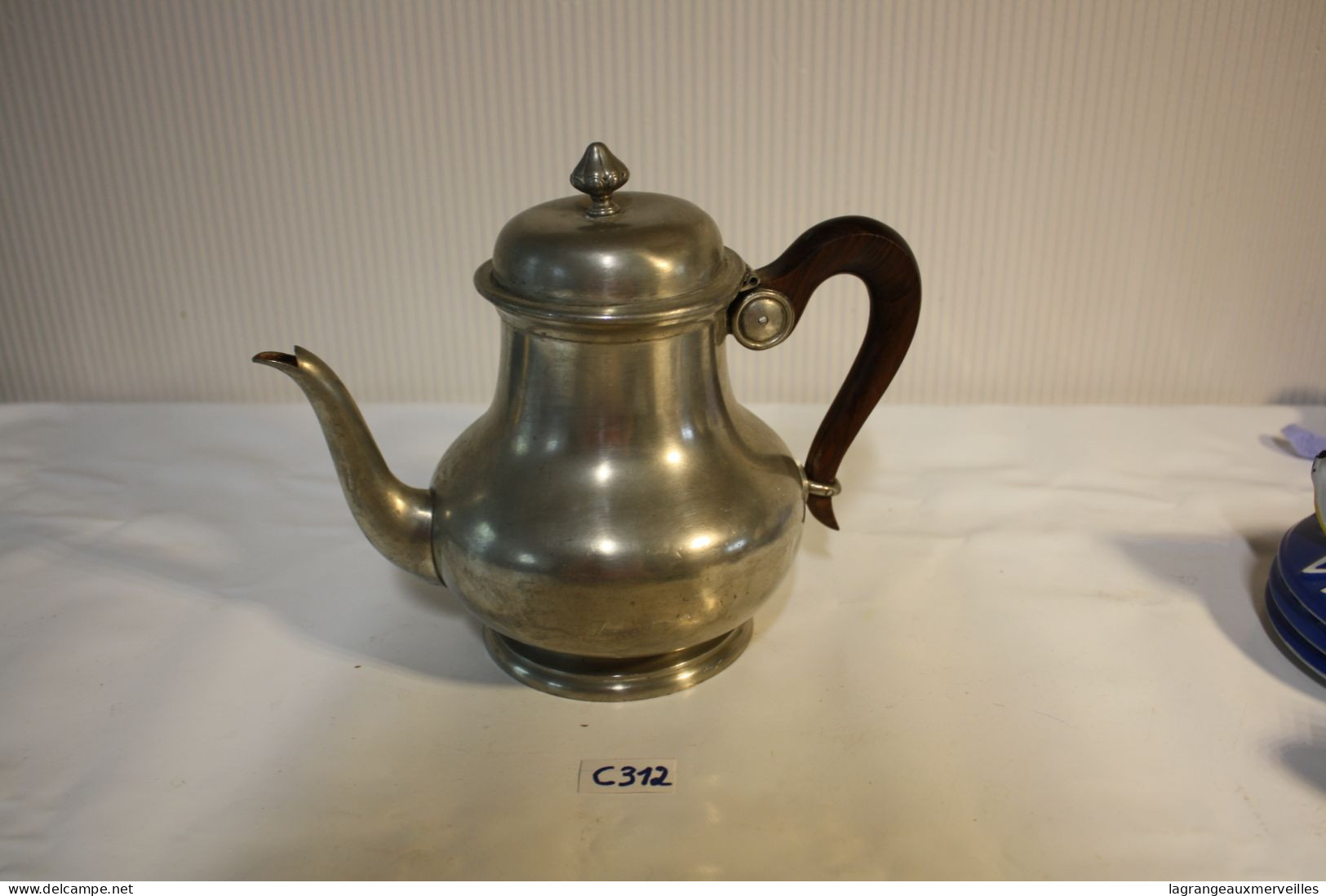 C312 Ancienne Cafetière En étain Fin Garanti - Art De La Table - Auberge - Teekannen