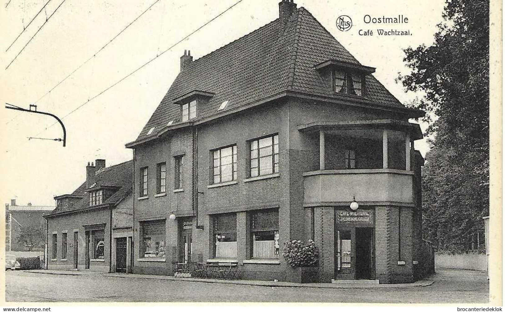 OOSTMALLE Cafe Wachtzaal - Malle