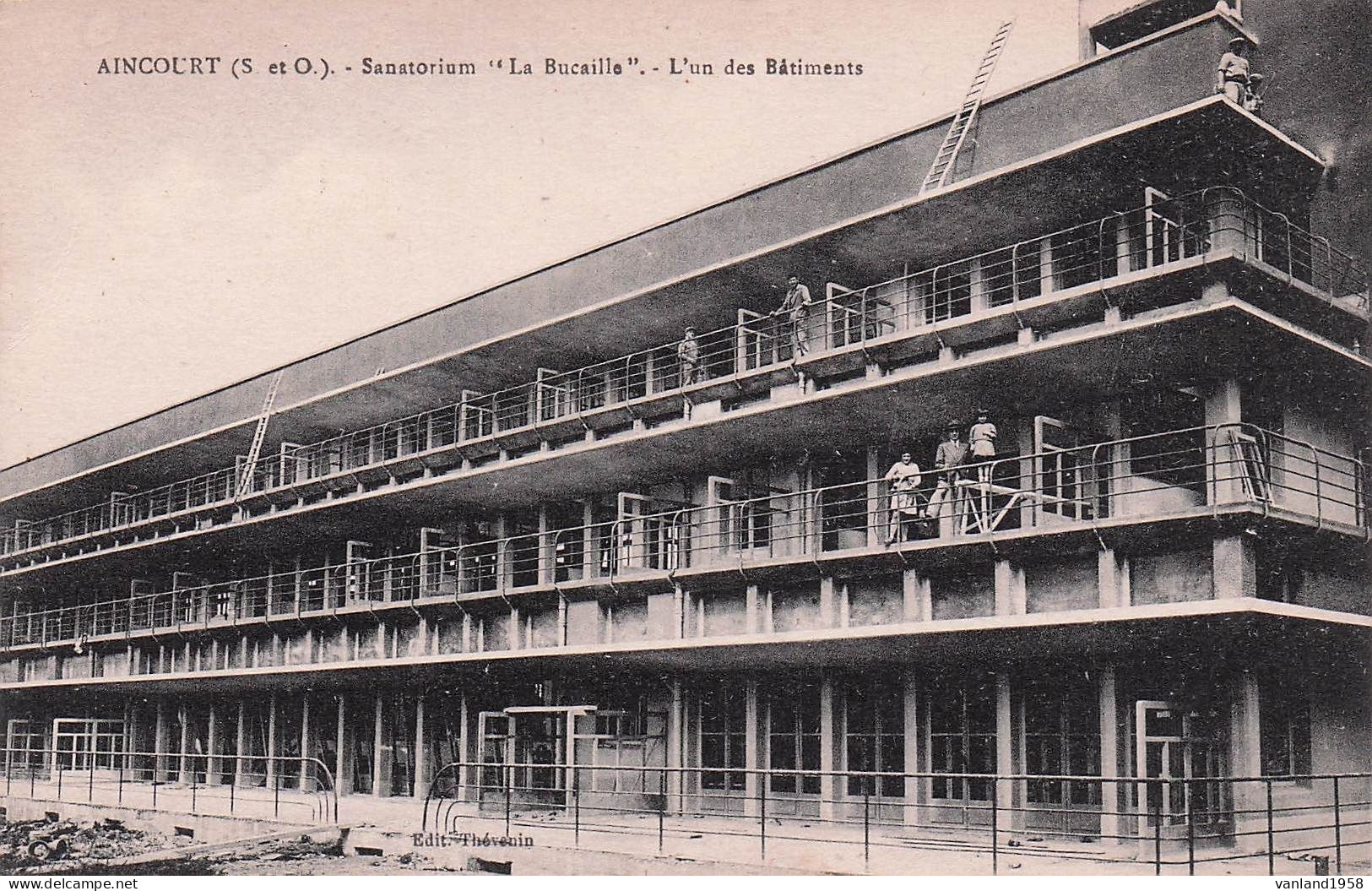 AINCOURT-sanatorium "la Bucaille" L'un Des Batiments - Aincourt