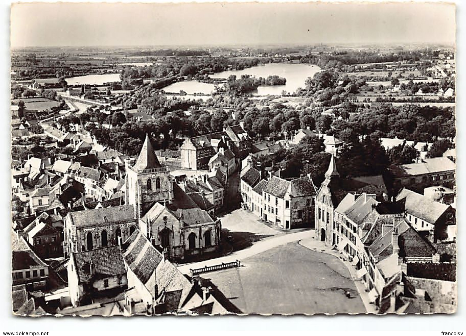 Ardres. La Place. L'Hotel De Ville. Eglise. En Avion Au Dessus De... Edit Lapie  - Ardres