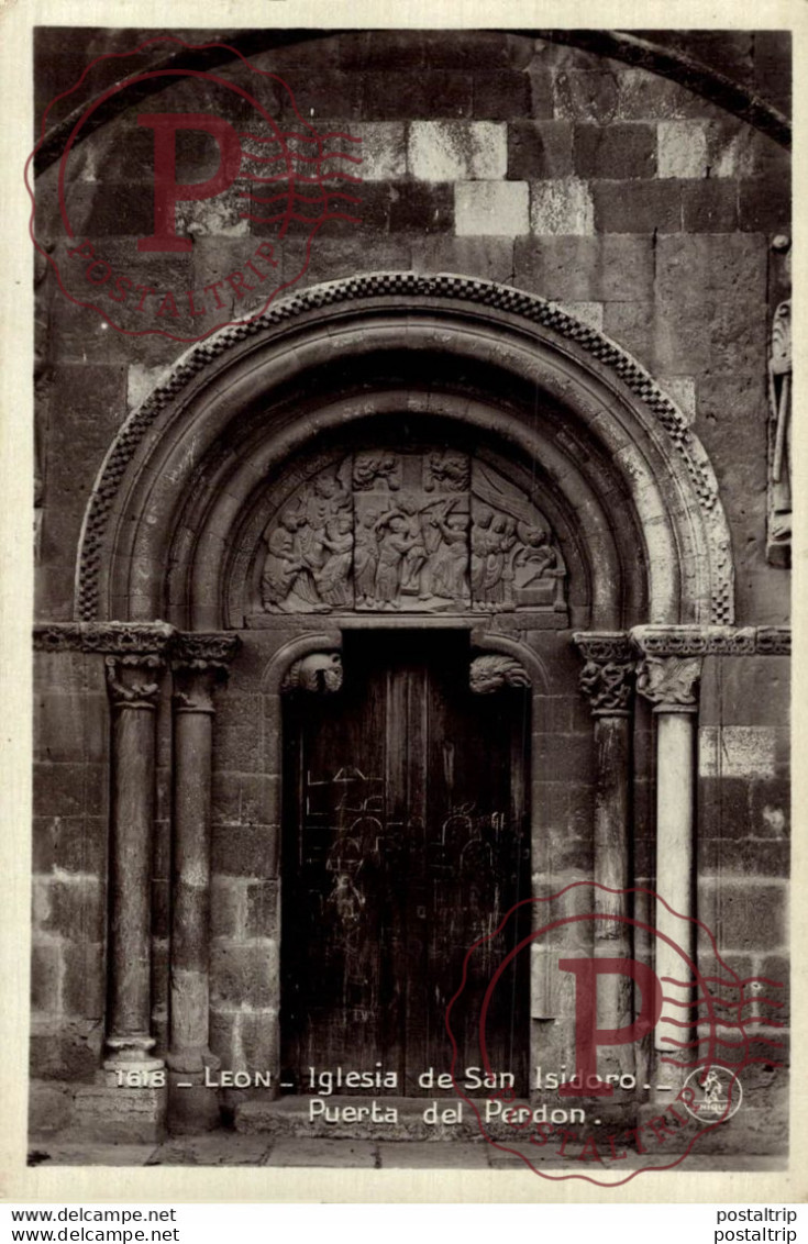 León Iglesia De San Isidoro Puerta Principall Castilla Y León. España Spain - León