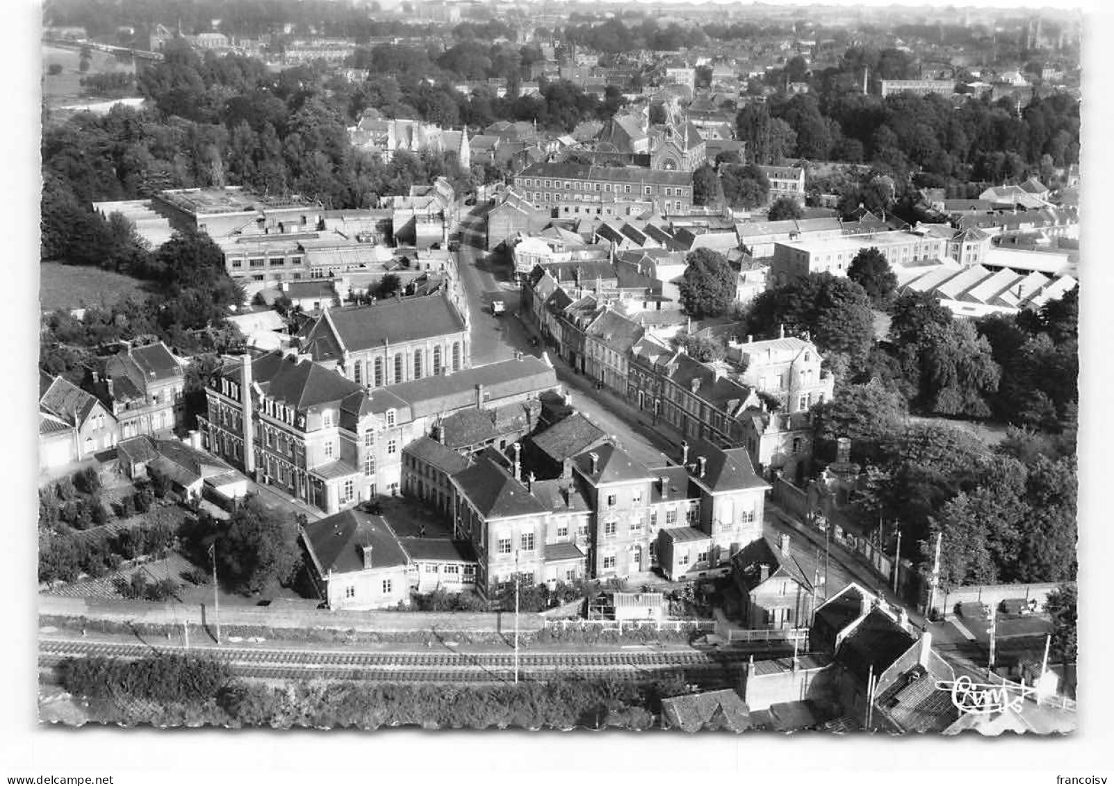 Haubourdin. Hopital - Chapelle   Edit Cim CPSM.  - Haubourdin