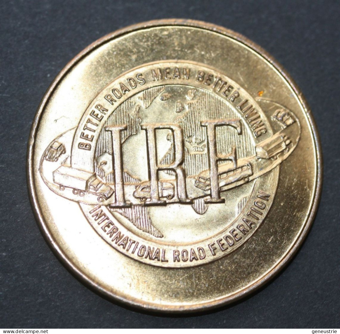 Très Beau Jeton "IRF - CIMA Chicago 1963 - International Road Federation - Jeton Automobile - American Exposition Token - Professionals/Firms