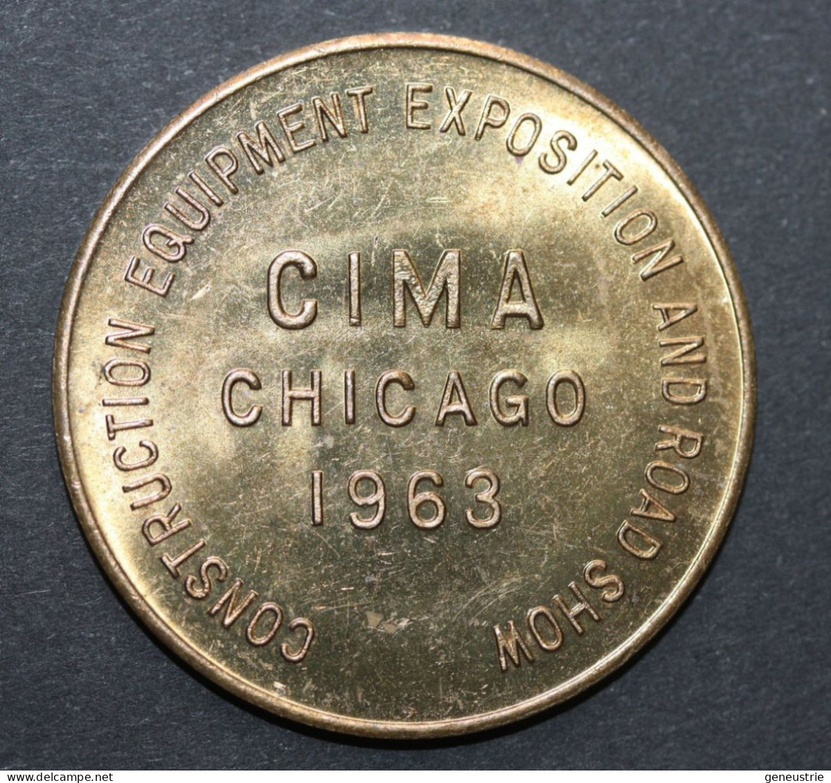 Très Beau Jeton "IRF - CIMA Chicago 1963 - International Road Federation - Jeton Automobile - American Exposition Token - Professionali/Di Società