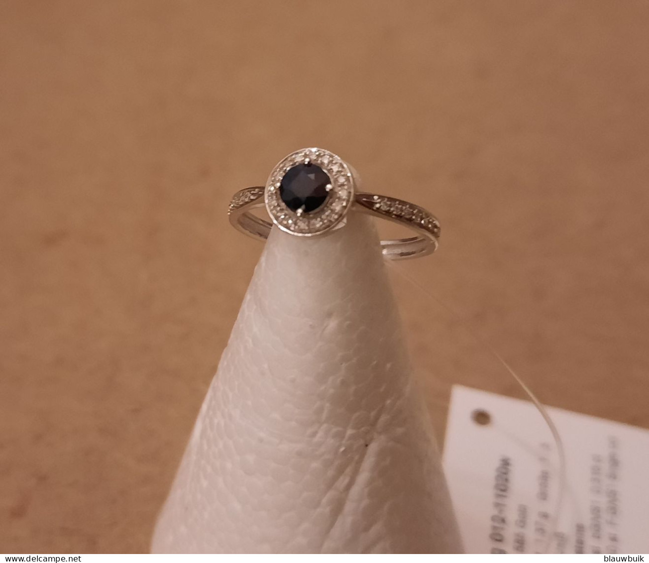 Ring Met Safier En Diamanten In Witgoud (14K), Maat 55 (17,5) - Anelli