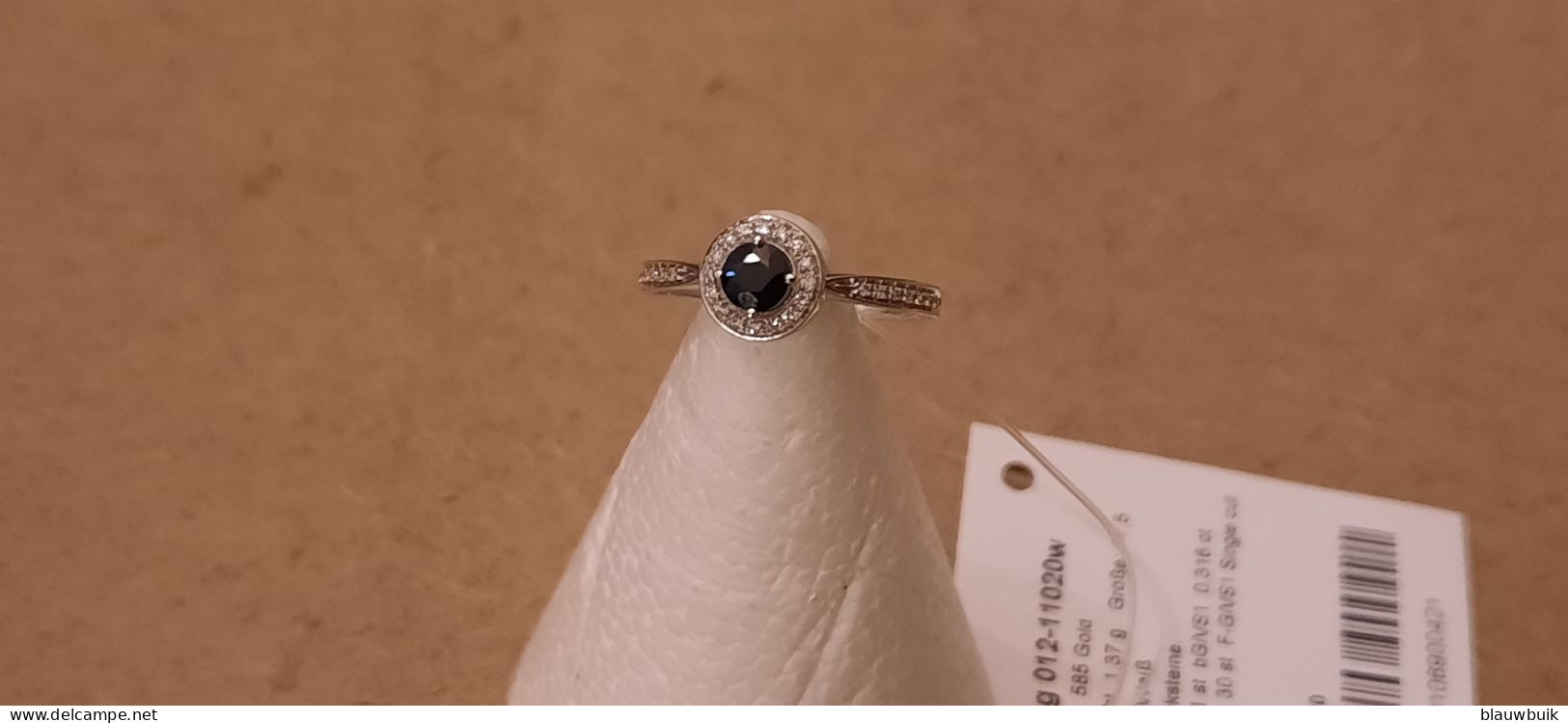 Ring Met Safier En Diamanten In Witgoud (14K), Maat 55 (17,5) - Rings