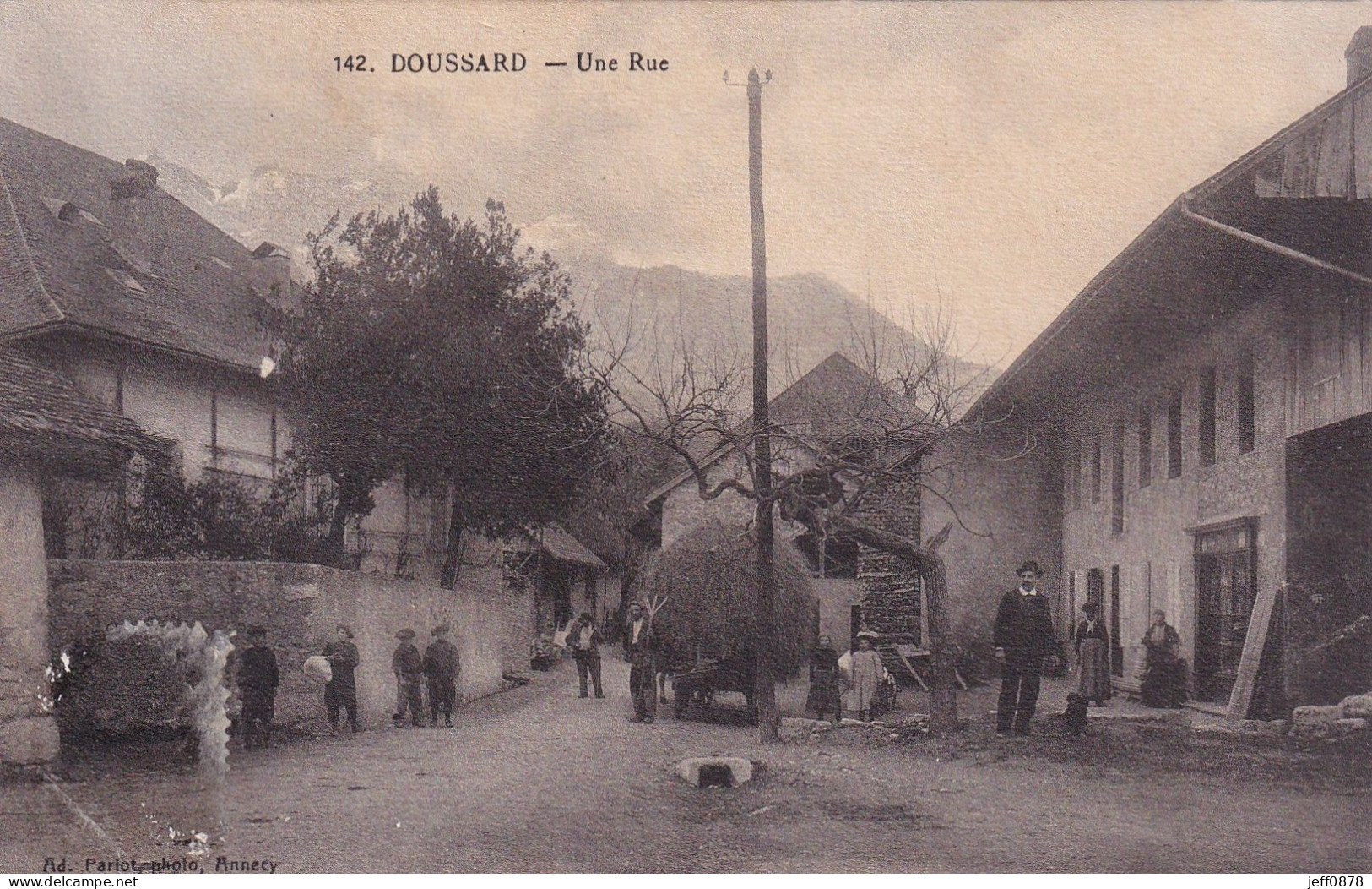 74 - HAUTE SAVOIE - DOUSSARD - Une Rue - 1913 - Très Bon état - Doussard