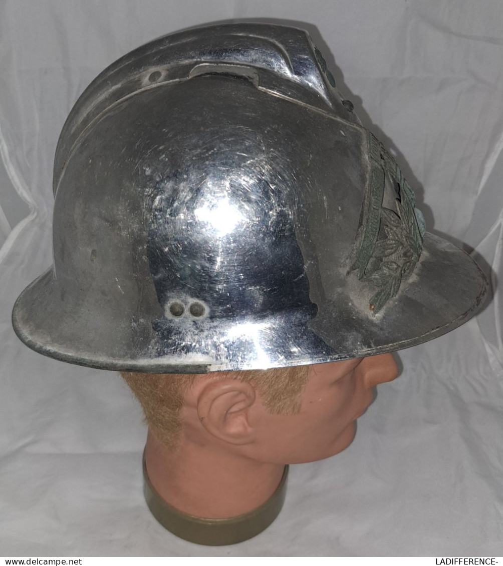 Coque De Casque Des Sapeurs Pompiers D'Eaubonne Mdle1933 - Firemen