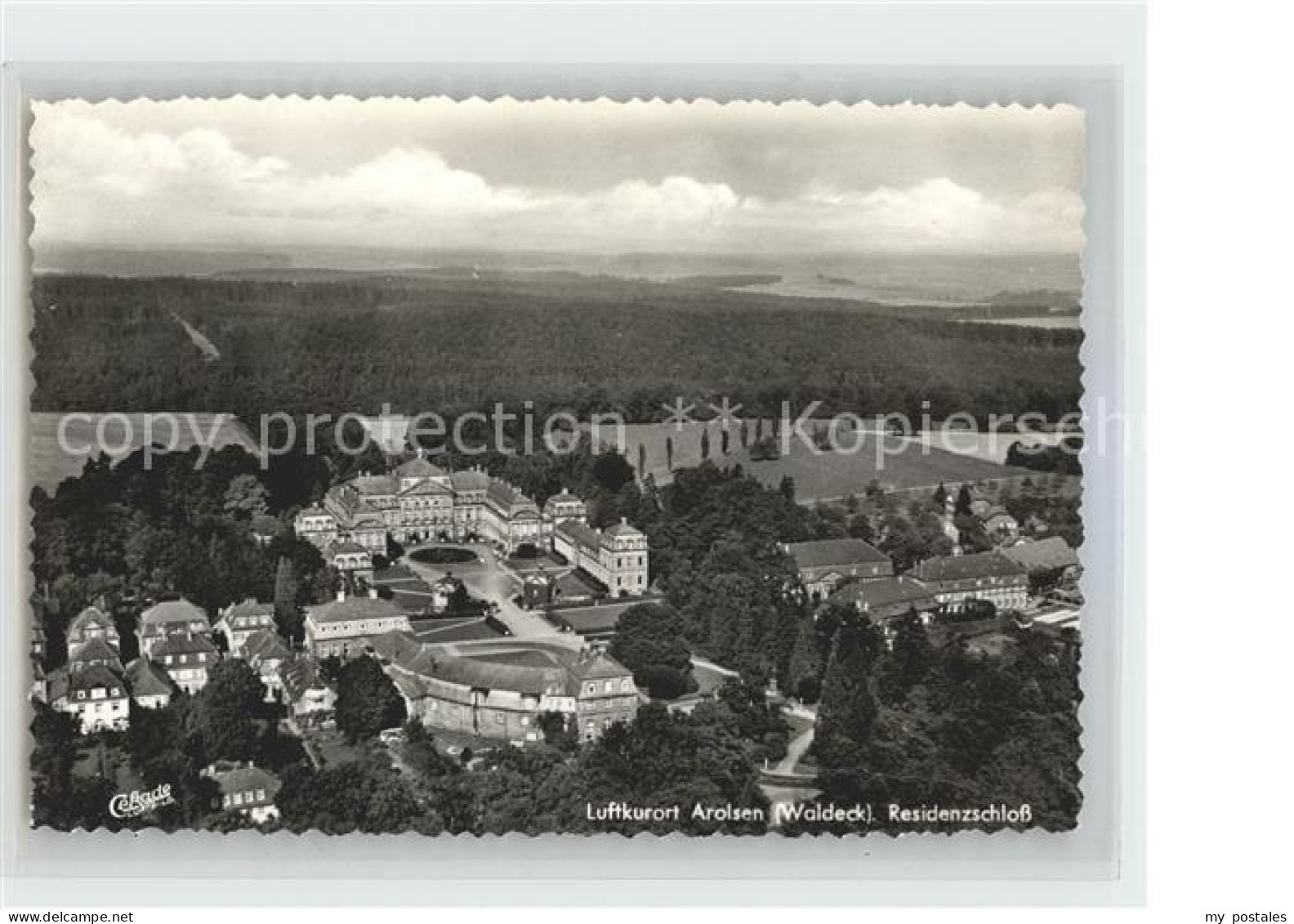 42154020 Arolsen Bad Fliegeraufnahme Residenzschloss  Arolsen - Bad Arolsen