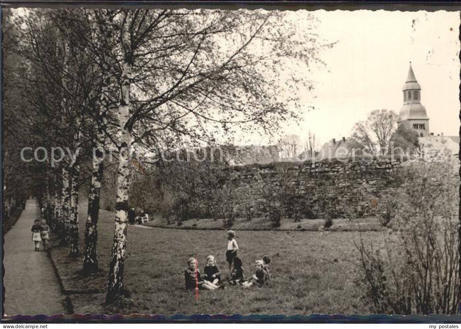 42141967 Hofgeismar Baumhagen Spielende Kinder Hofgeismar - Hofgeismar