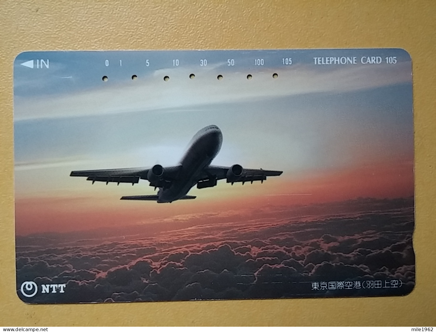 T-525 - JAPAN, Japon, Nipon, TELECARD, PHONECARD, AVION, PLANE, AVIO NTT 231-208 - Aviones