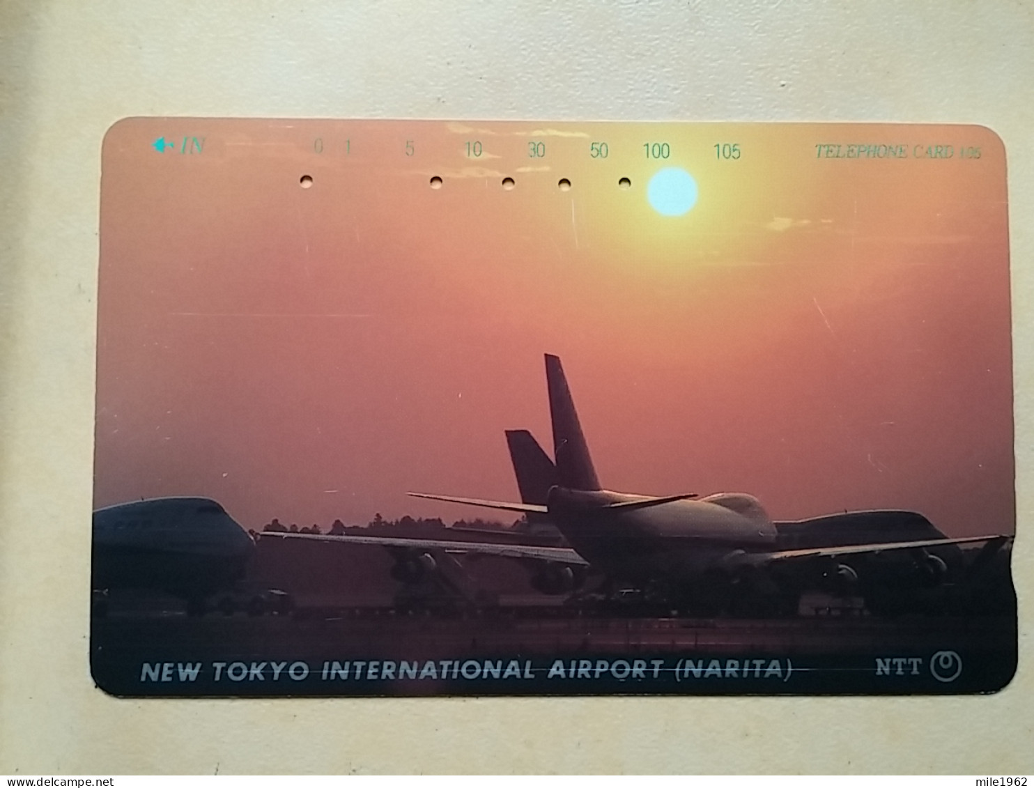 T-525 - JAPAN, Japon, Nipon, TELECARD, PHONECARD, AVION, PLANE, AVIO NTT 251-184 - Flugzeuge