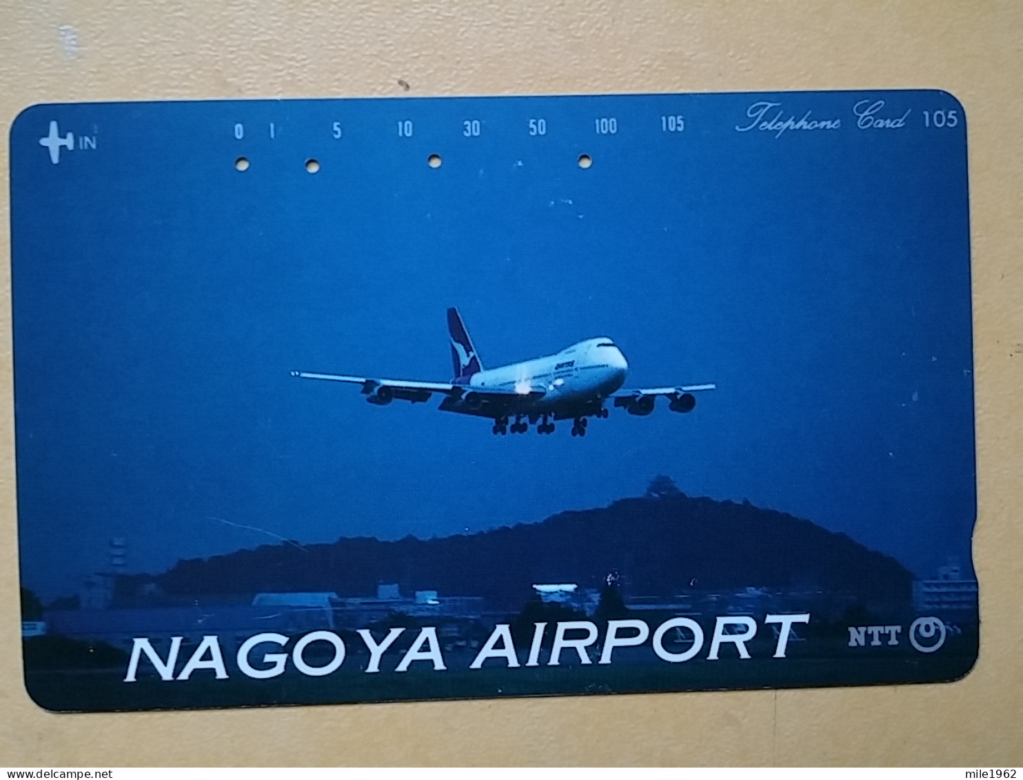 T-526 - JAPAN, Japon, Nipon, TELECARD, PHONECARD, AVION, PLANE, AVIO NTT 290-361 - Airplanes