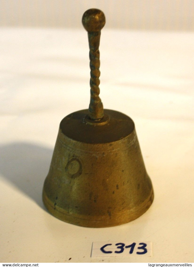 C313 Ancienne Cloche De Réception - Chateau - France - Auberge - Bells