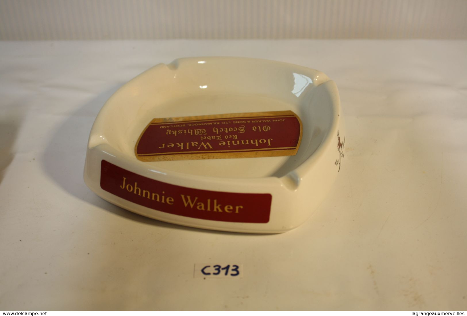 C313 Ancien Cendrier De Collection - Johnnie Walker Whisky - Porcelana