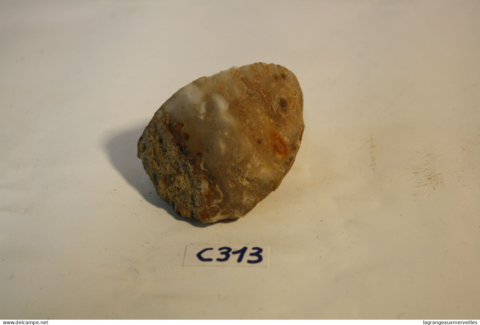 C313 Ancien Minéraux - Géode Agate ? A Determiner - Fossiles