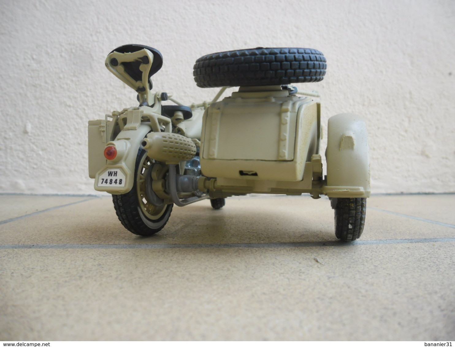 RARE MOTO BMW R 75 Afrika Korps Wehrmacht 1941-1944 au 1/15 de POLISTIL MS 110 en boite/boxed