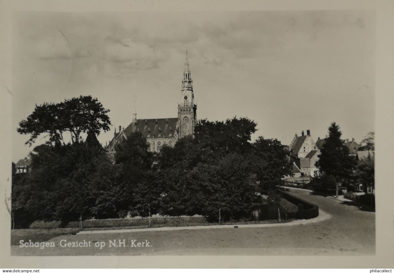 Schagen (NH) Gezicht Op N. H. KERK 1955 - Schagen