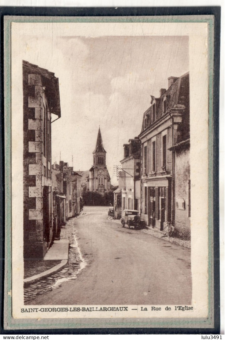 CPA (86) SAINT-GEORGES-les-BAILLARGEAUX - Aspect De La Rue De L'Eglise Dans Les Années 30 - Saint Georges Les Baillargeaux