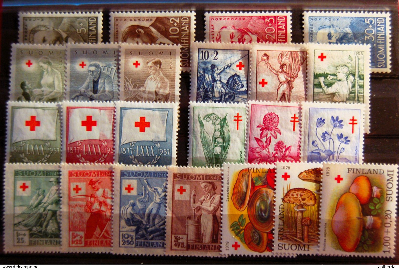 Finlande Suomi - 7 Series "red Cross" MH * - Colecciones