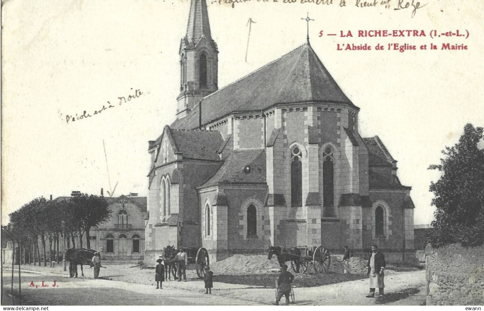 CPA - La Riche-Extra - L'Abside De L'Eglise Et La Mairie - La Riche